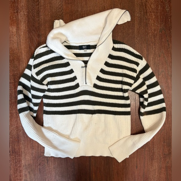 Kut from the Kloth Noley Quarter Zip Sweater - Off White/Olive - Small - Picture 4 of 8
